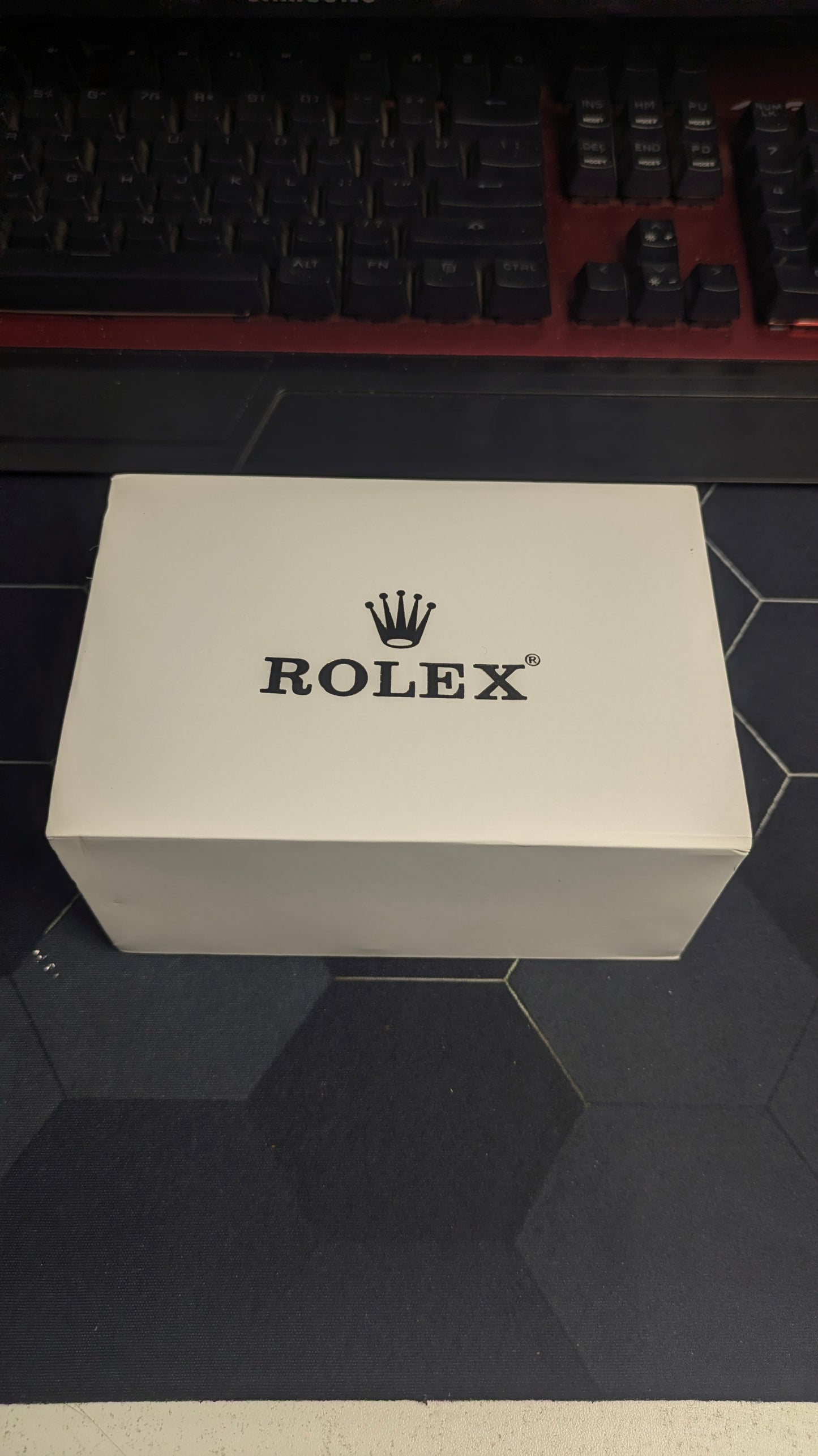 Rolex standard box ( Free with Rolex watch )