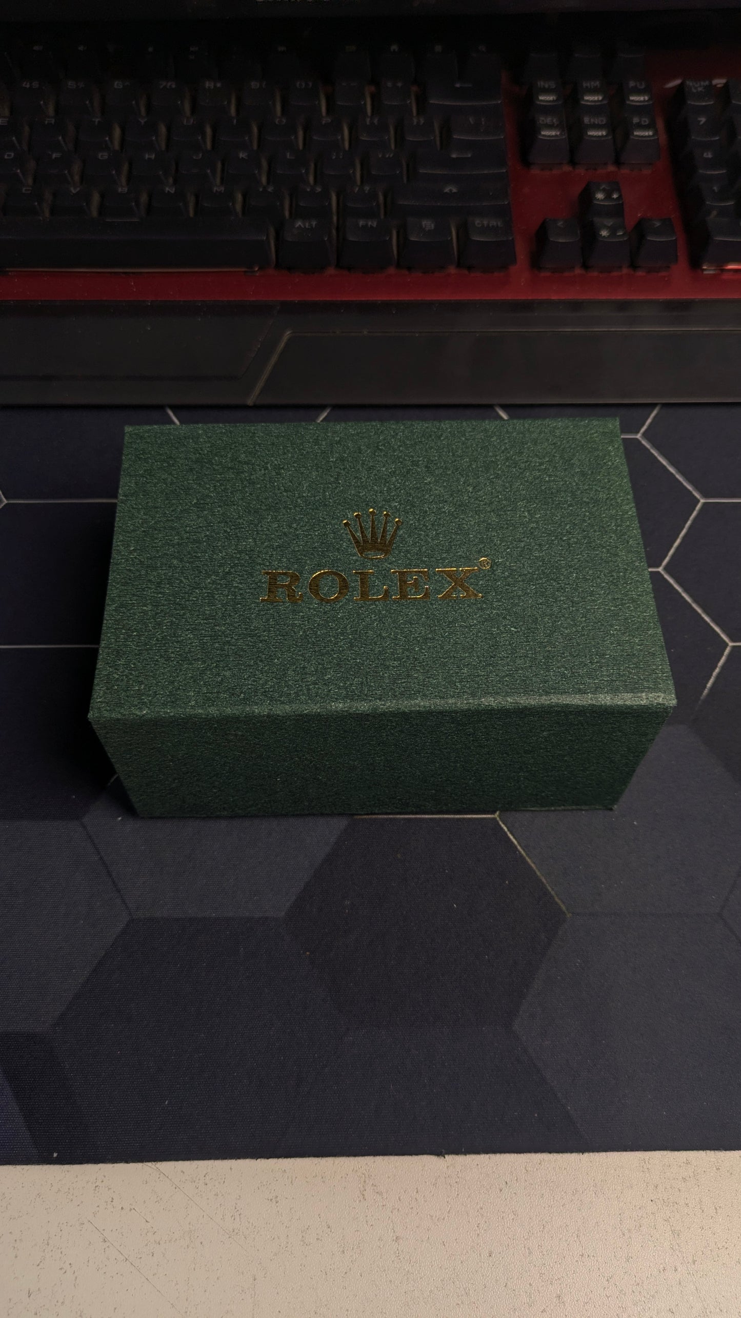 Rolex standard box ( Free with Rolex watch )