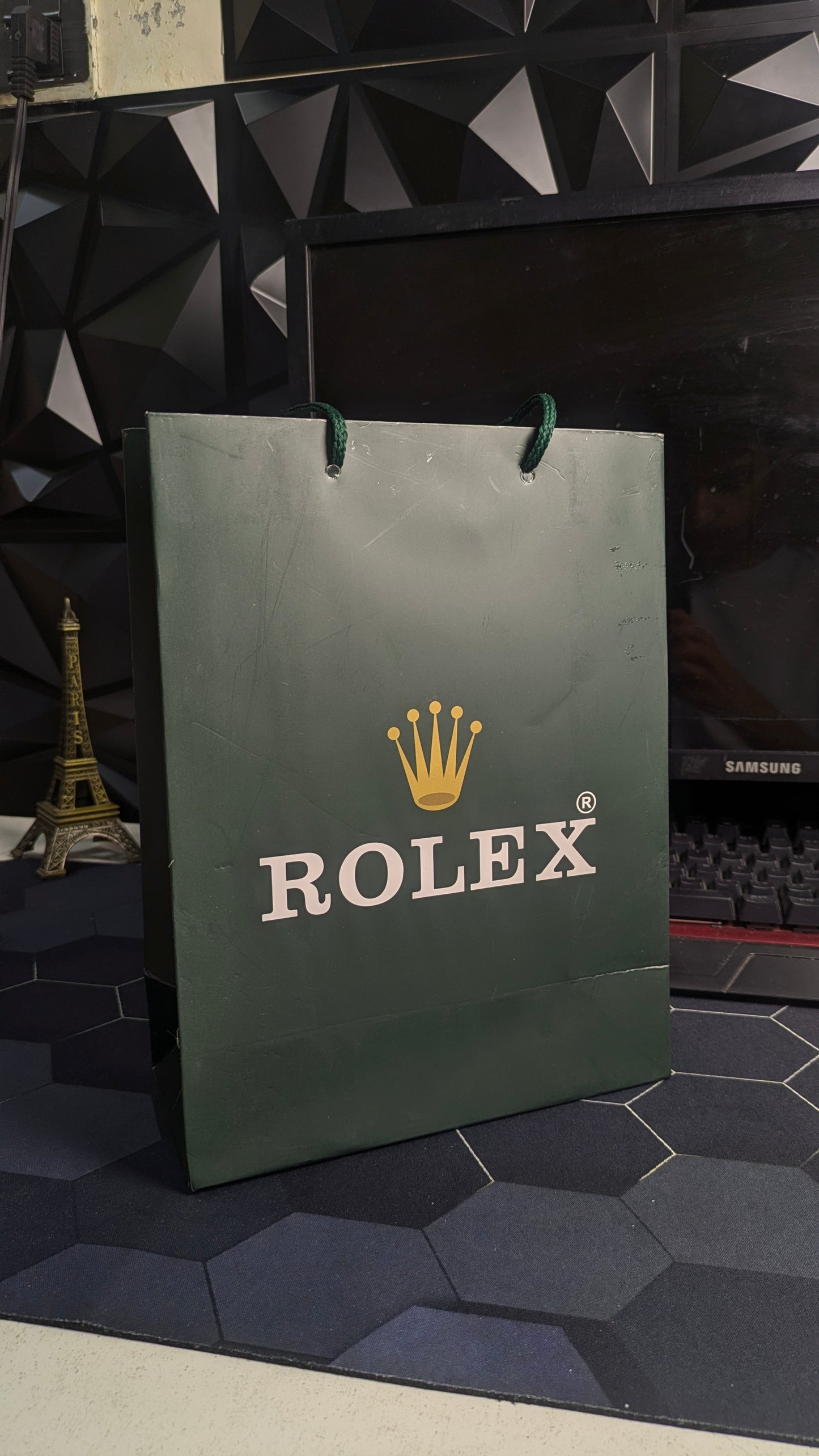 Rolex standard box ( Free with Rolex watch )
