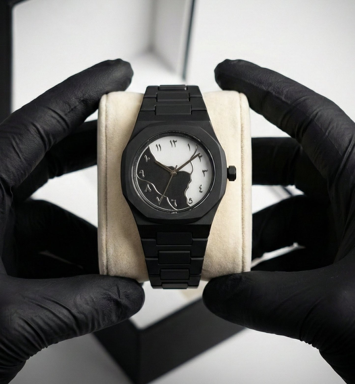 Aura watch Arabic Dial